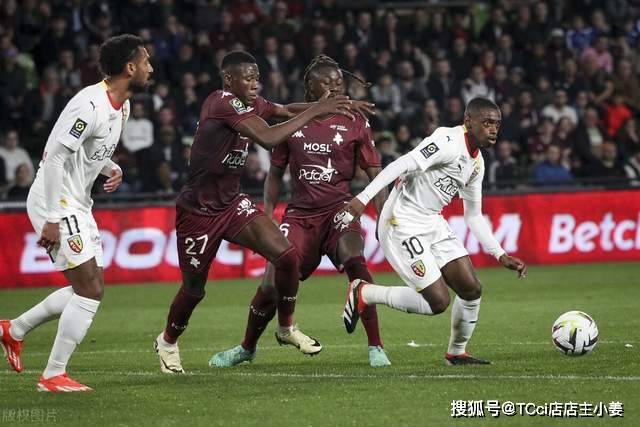 宫鲁鸣分管男篮备战工作 CBA恢复全员体测